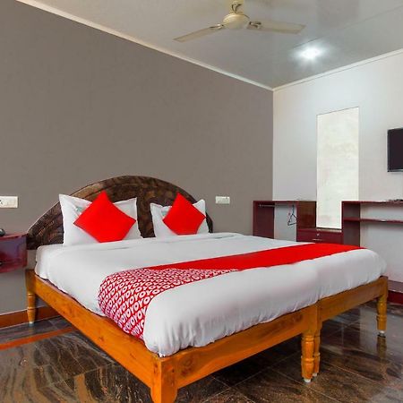 Oyo 45475 Annai Lodge Thanjavur Exteriör bild