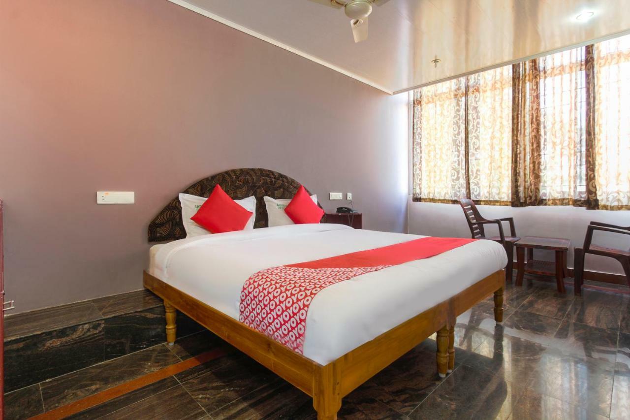 Oyo 45475 Annai Lodge Thanjavur Exteriör bild