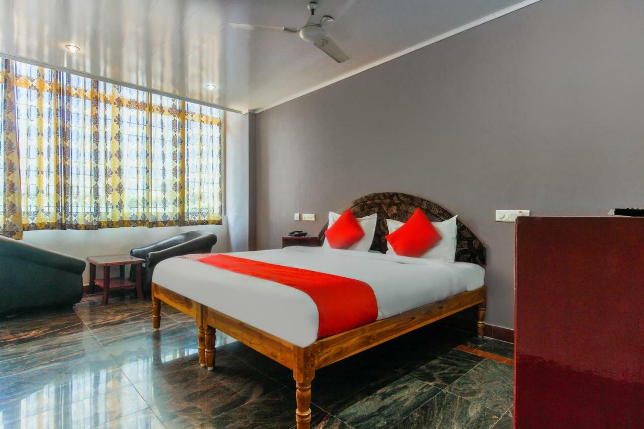 Oyo 45475 Annai Lodge Thanjavur Exteriör bild