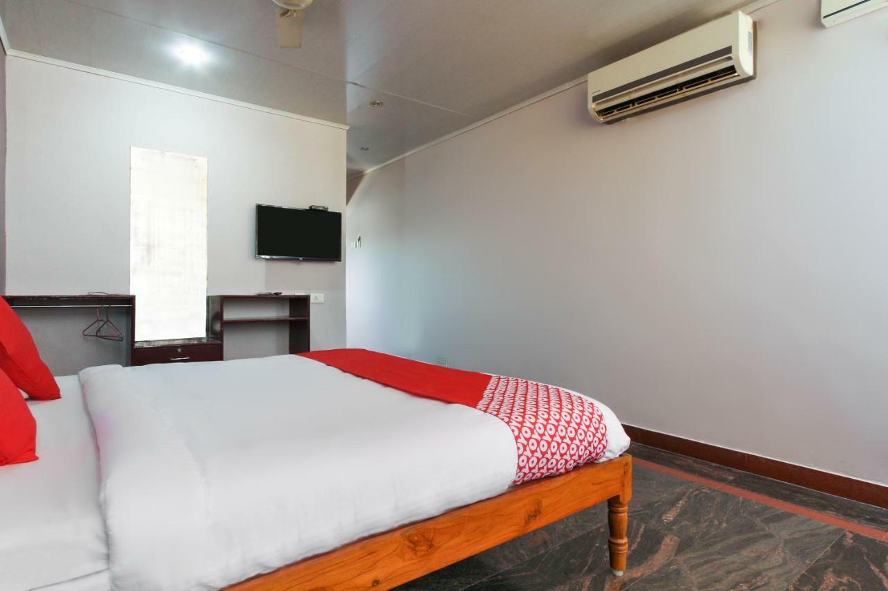Oyo 45475 Annai Lodge Thanjavur Exteriör bild